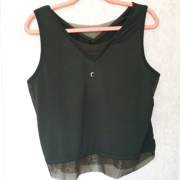 Zyia Activewear Workout Tank - Picture 1 of 3